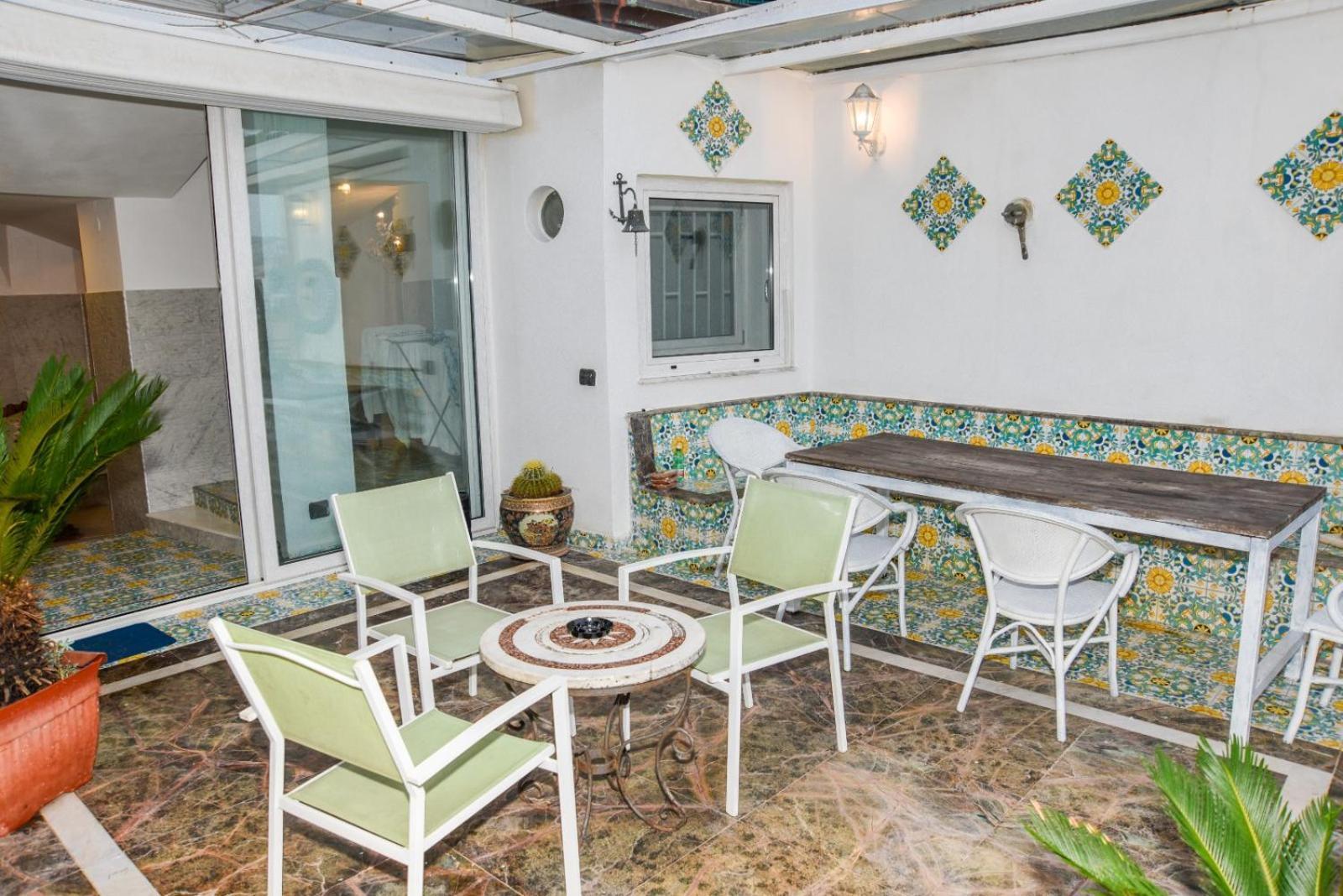 La Casa Sul Mare Apartment Naples Exterior photo